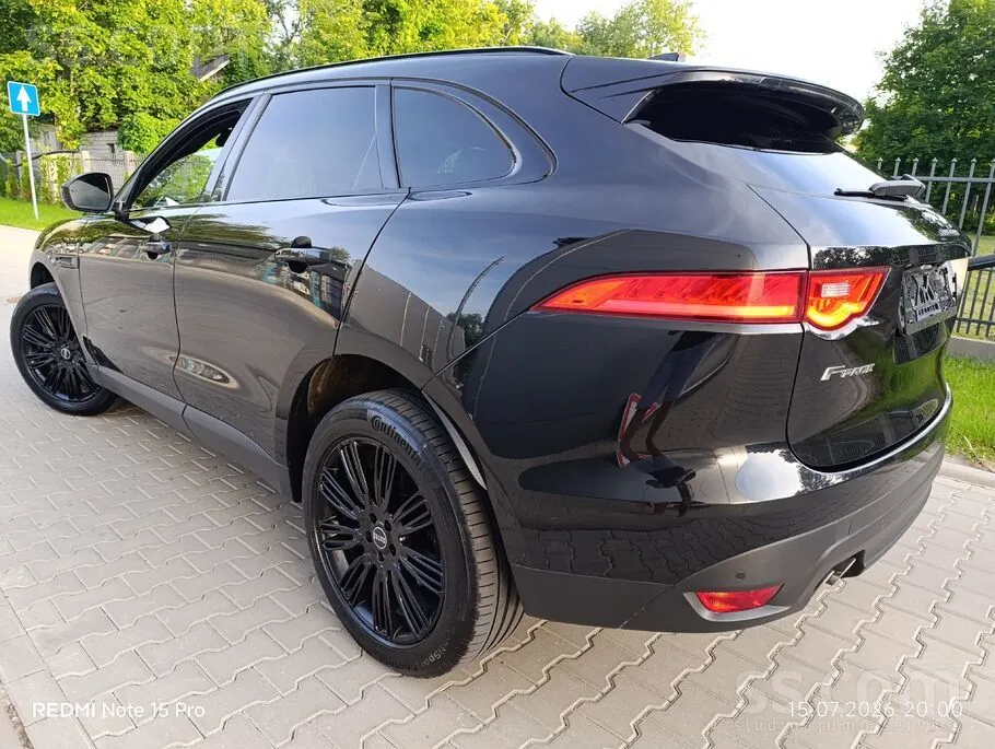Jaguar F-Pace 2018 photo 4