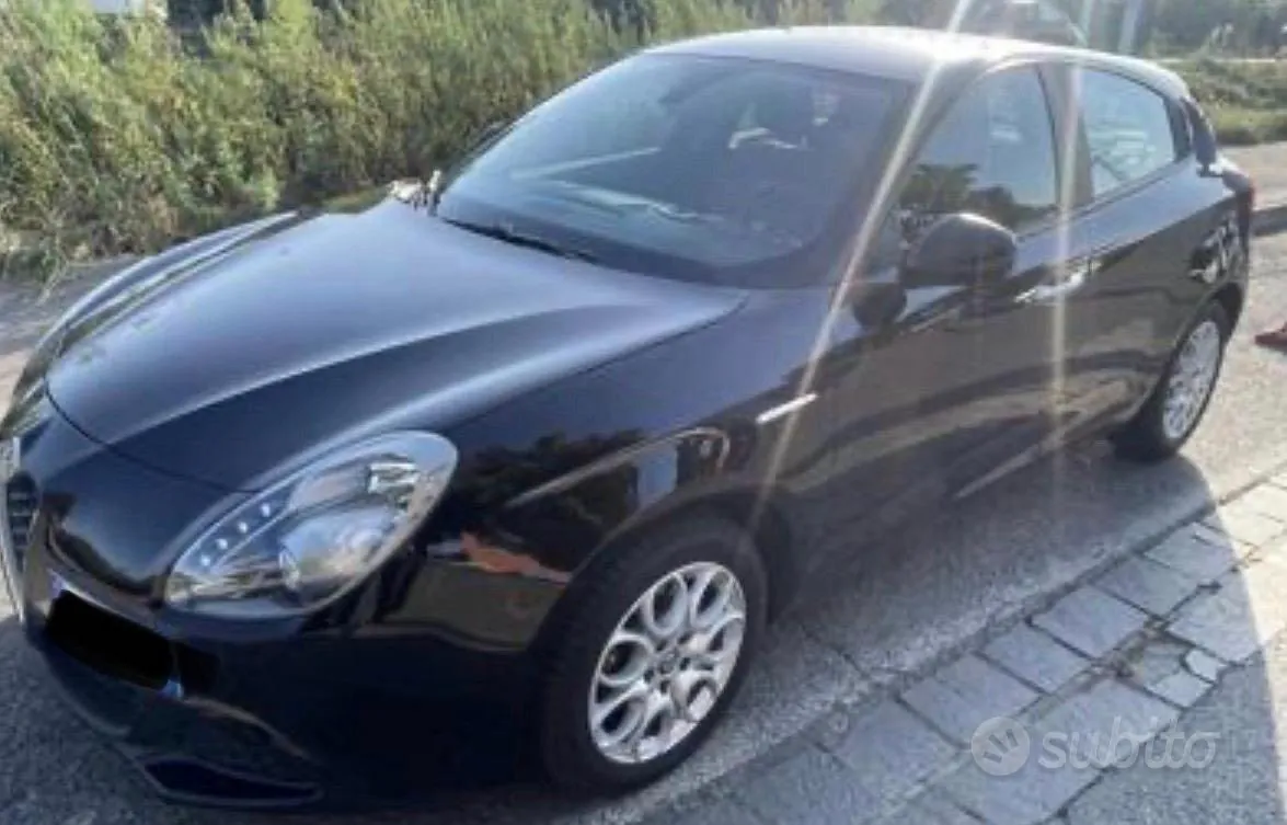 Alfa Romeo Giulietta 2017 photo 2