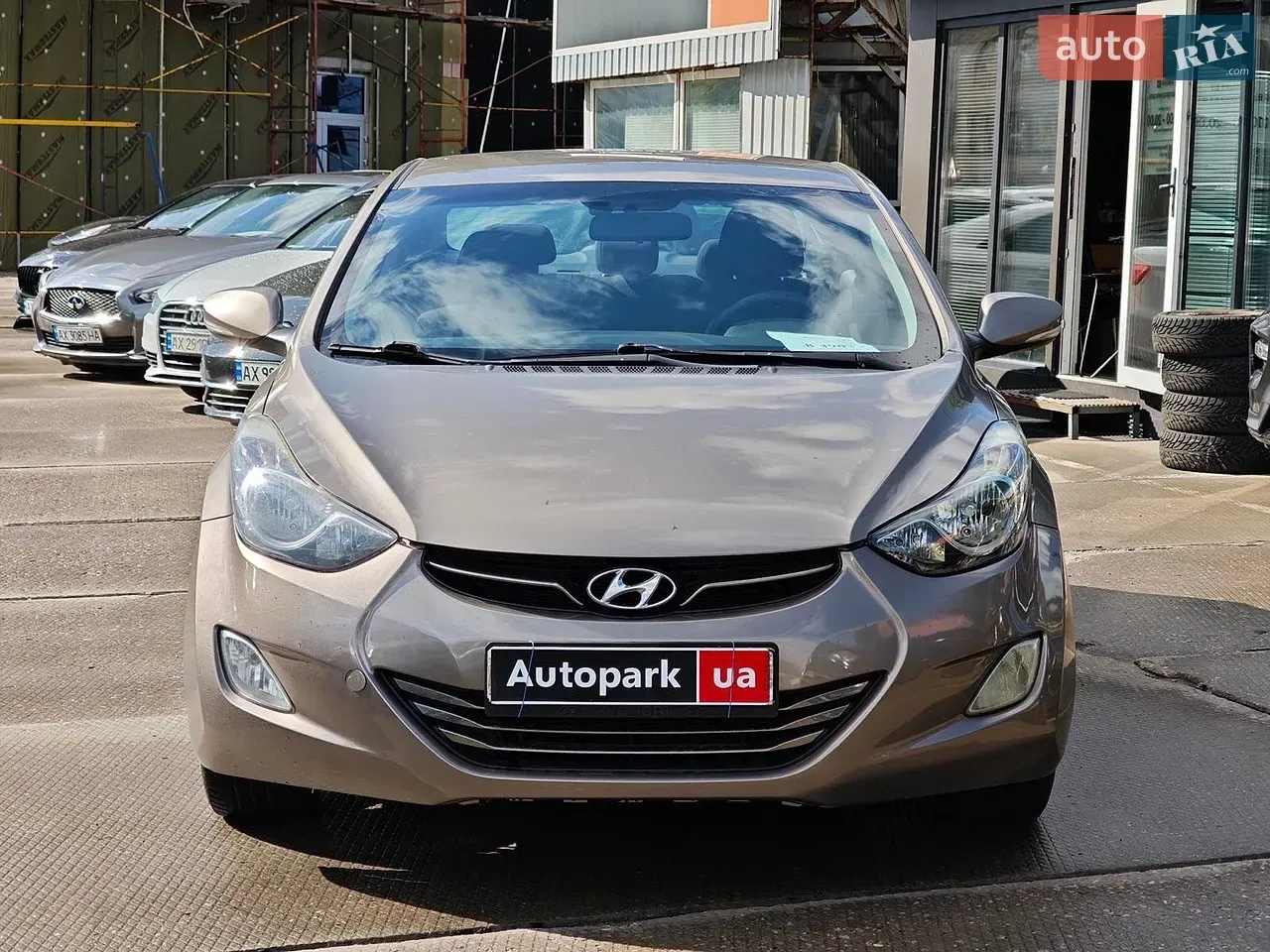 Hyundai Elantra 2012 photo 2
