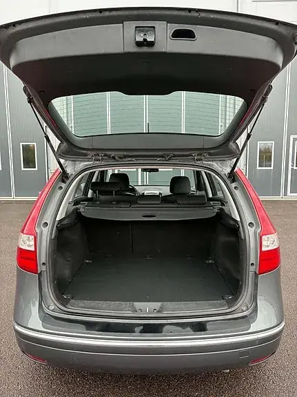 Hyundai I30 2010 photo 4