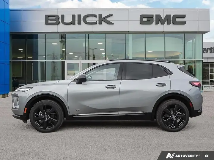 Buick Envision 2026 photo 3