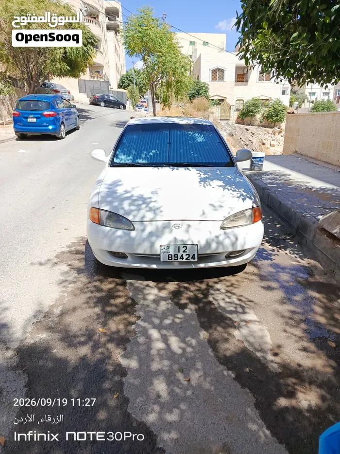 Hyundai Avante 1997 photo 2