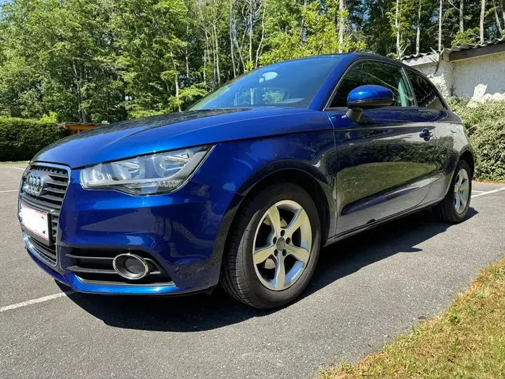 Audi A1 2010 photo 3