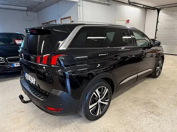 Peugeot 5008 2018 photo 5