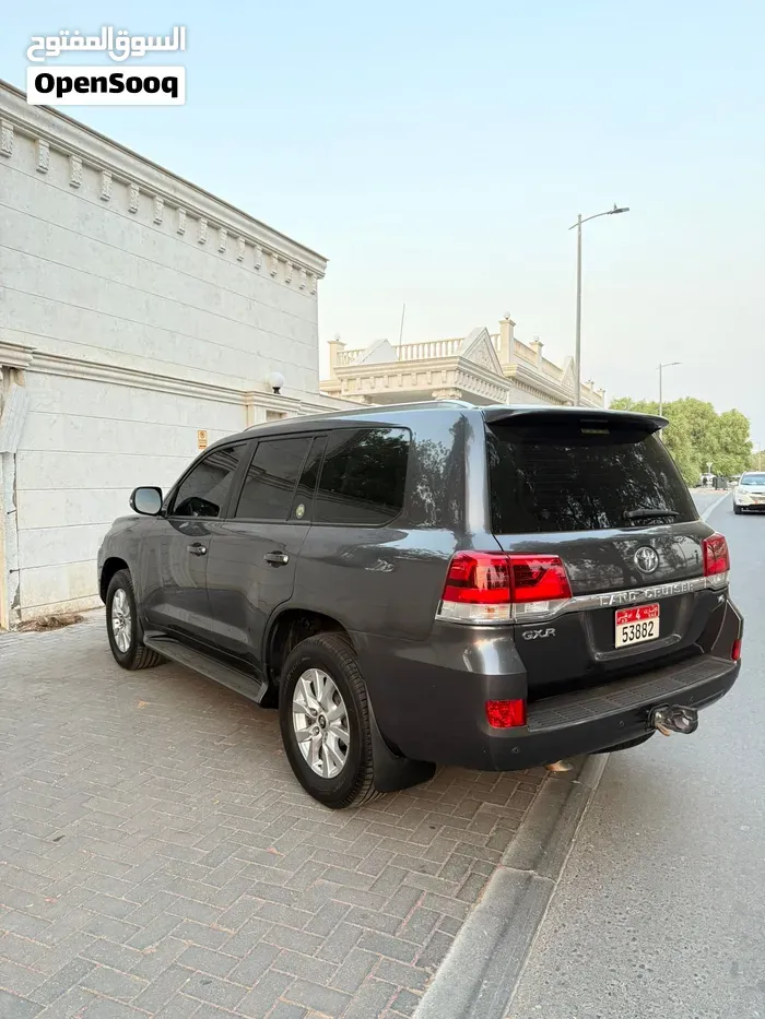 Toyota Land Cruiser 2020 photo 3