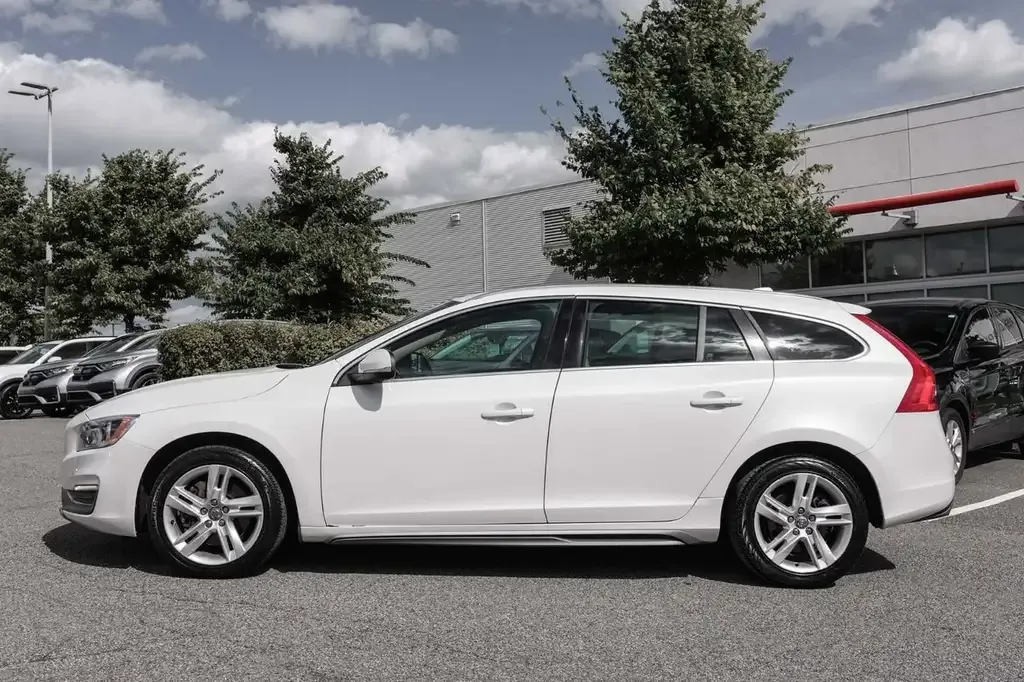 Volvo V60 2015 photo 4