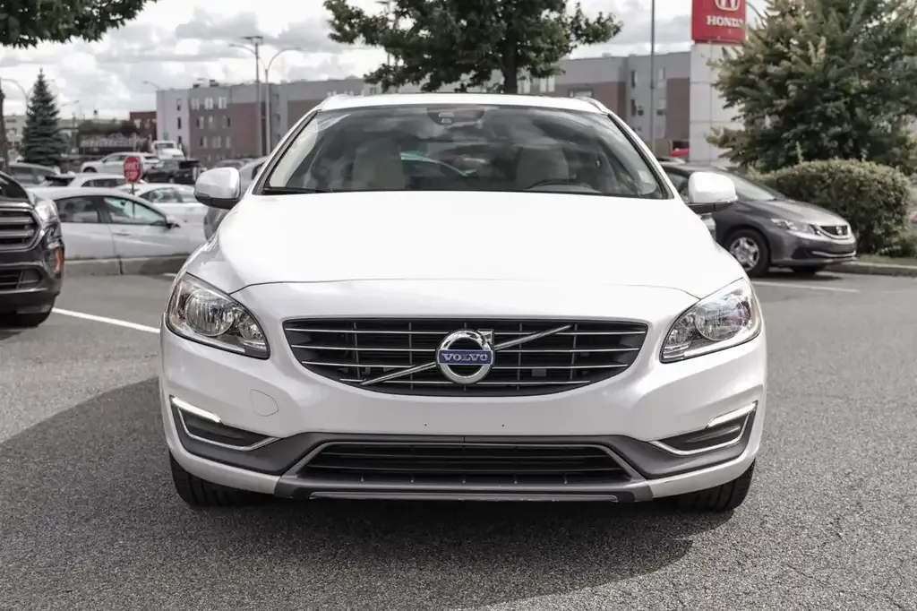 Volvo V60 2015 photo 3
