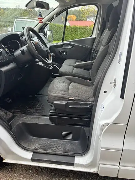 Opel Vivaro 2016 photo 4