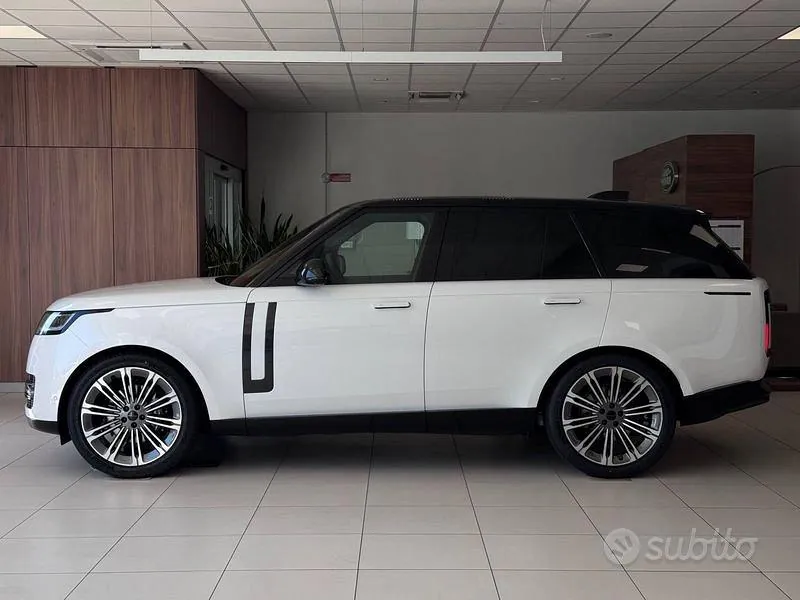 Land Rover Range Rover 2026 photo 4