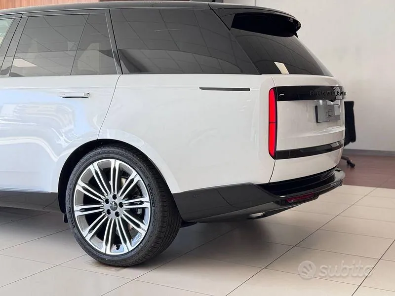 Land Rover Range Rover 2026 photo 5