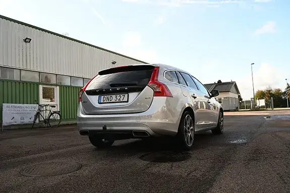 Volvo V60 2015 photo 5