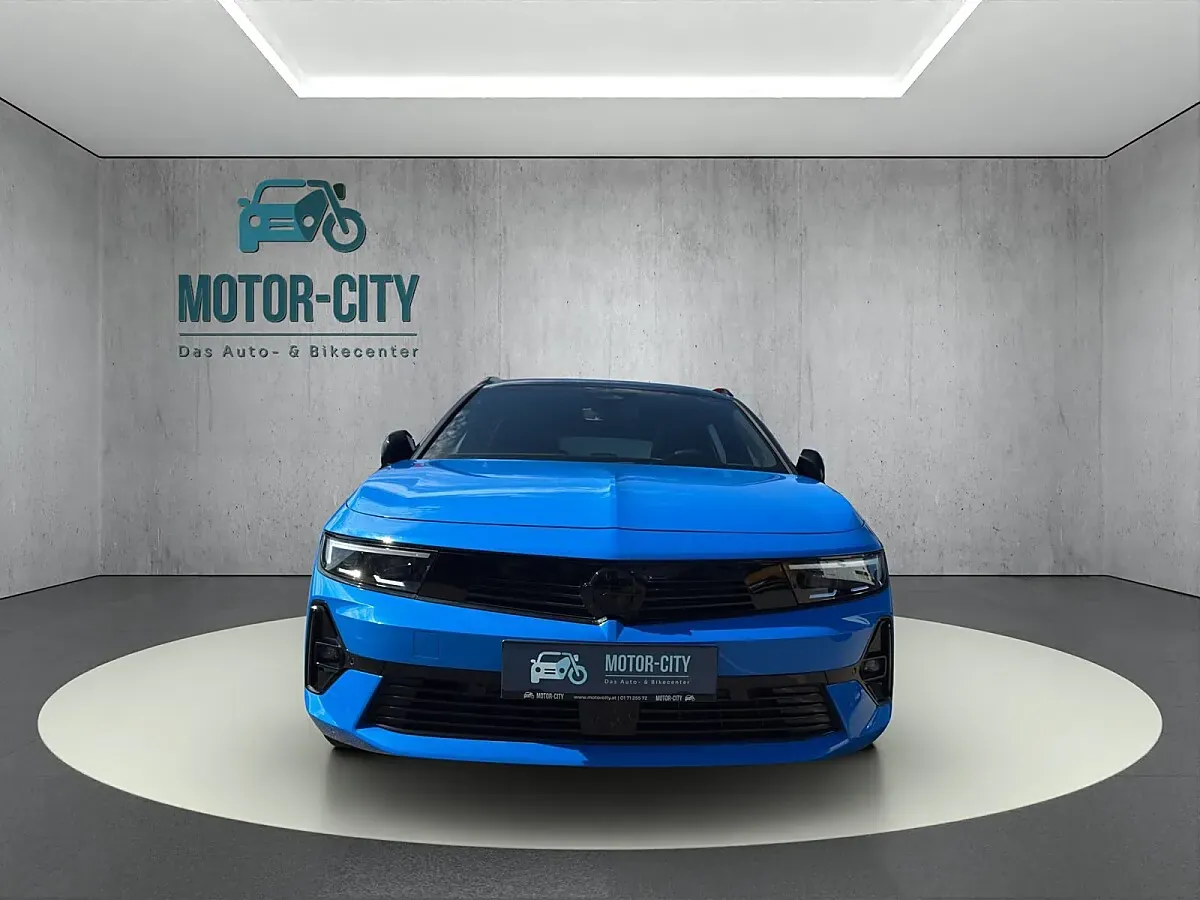 Opel Astra 2025 photo 2