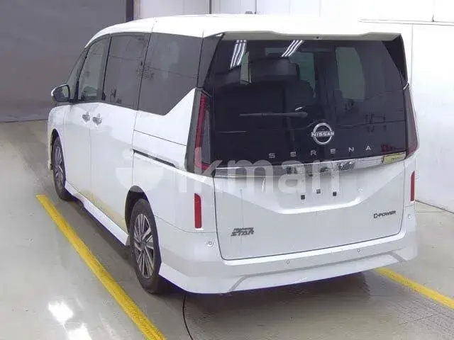 Nissan Serena 2025 photo 3