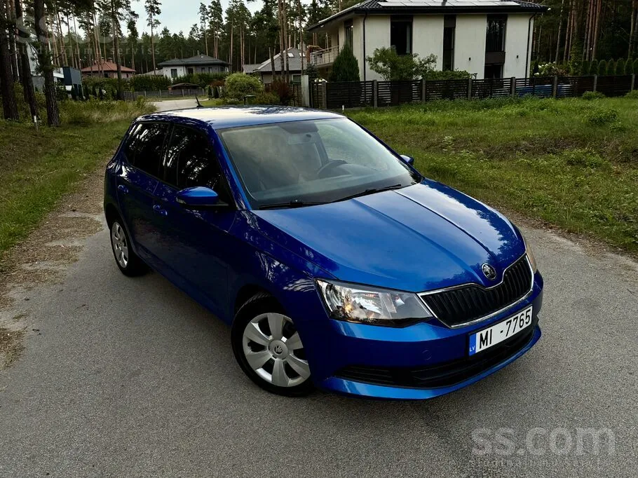 Skoda Fabia 2015 photo 4