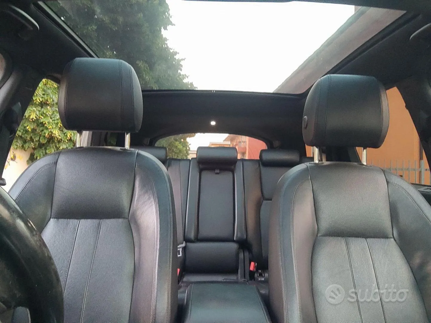 Land Rover Discovery Sport 2015 photo 5