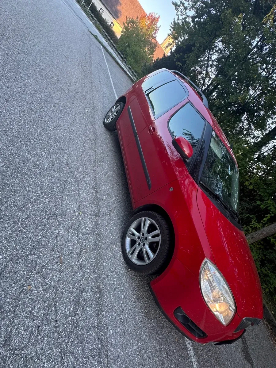 Skoda Roomster 2008 photo 3