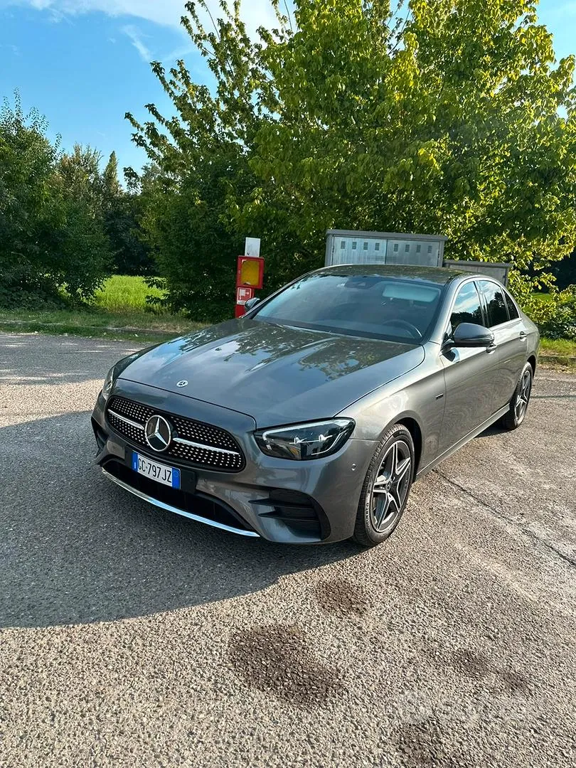 Mercedes-Benz E300