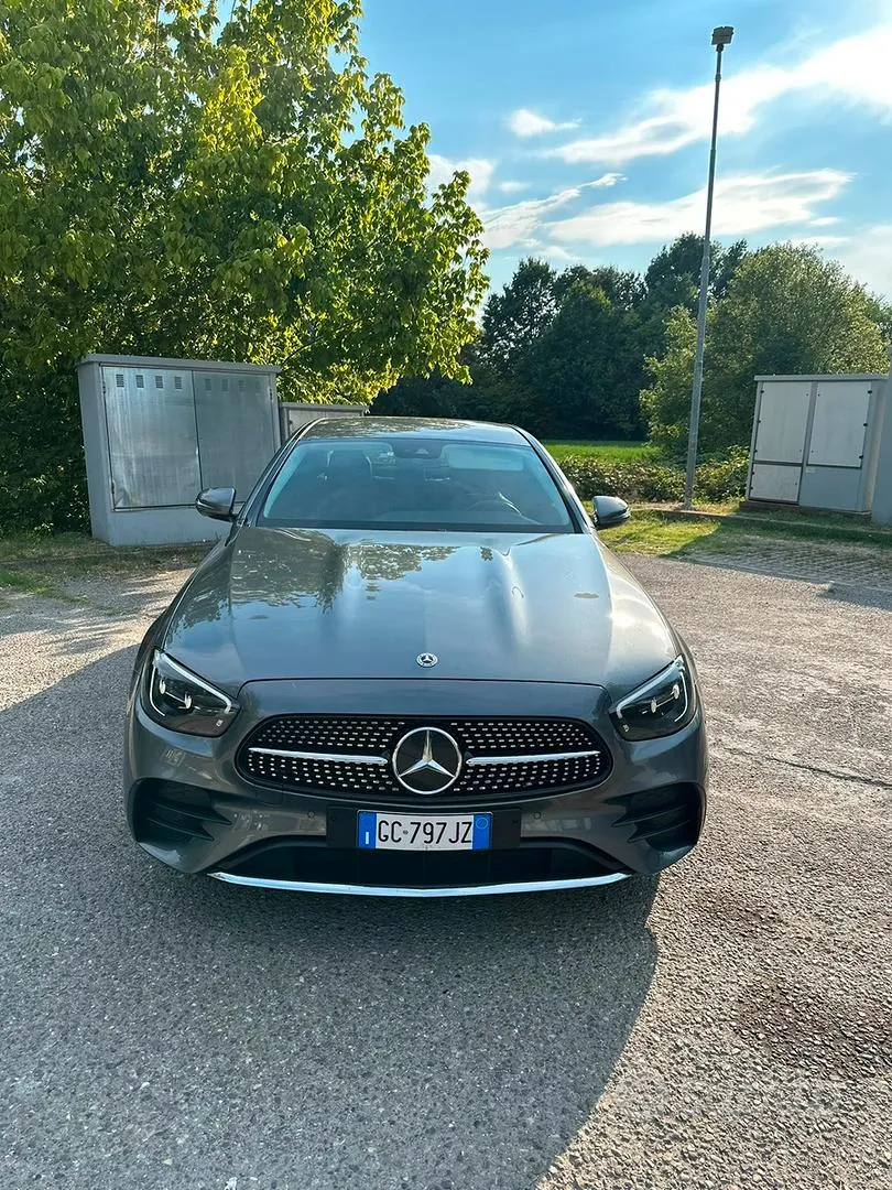 Mercedes-Benz E300 2020 photo 3
