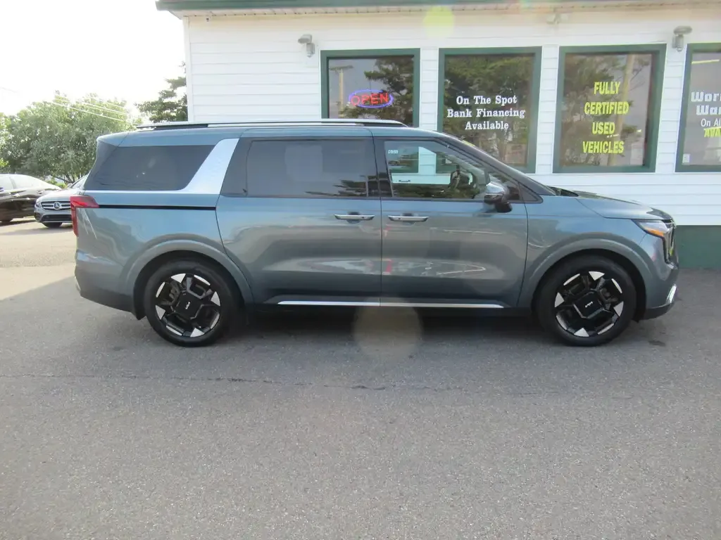 Kia Carnival 2025 photo 5