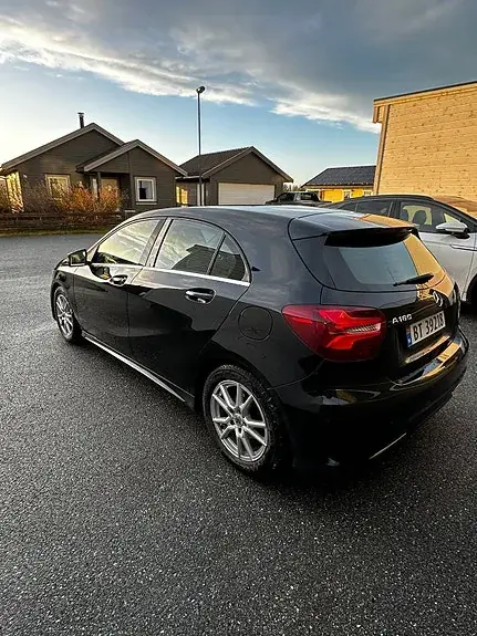 Mercedes-Benz A 180 2016 photo 5