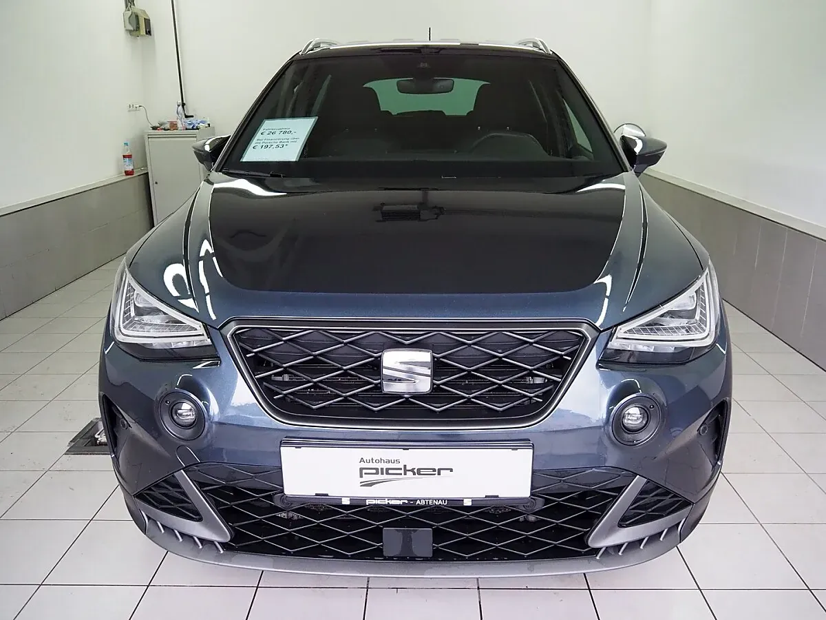 Seat Arona 2025 photo 2