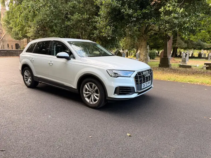 Audi Q7 2020 photo 3