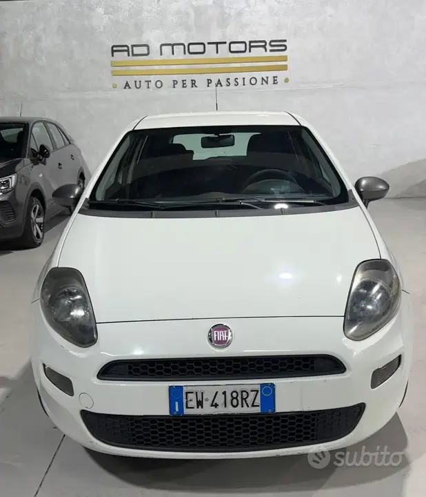 Fiat Punto 2014 photo 2