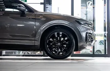 Volkswagen Touareg 2023 photo 5