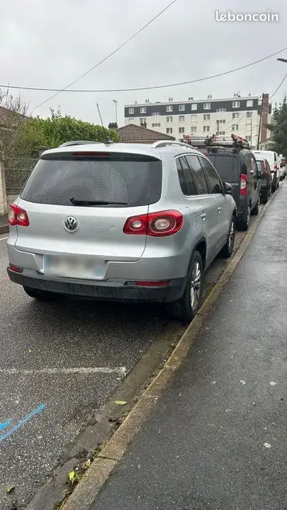 Volkswagen Tiguan 2010 photo 3