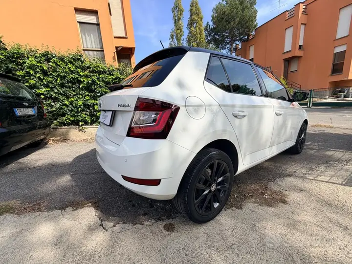 Skoda Fabia 2019 photo 5
