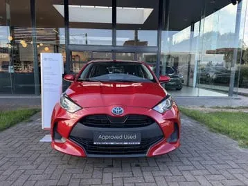 Toyota Yaris 2022 photo 2