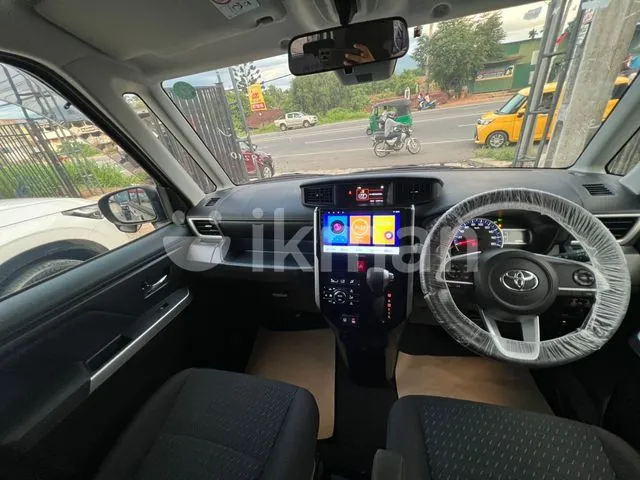 Toyota Roomy 2023 photo 3