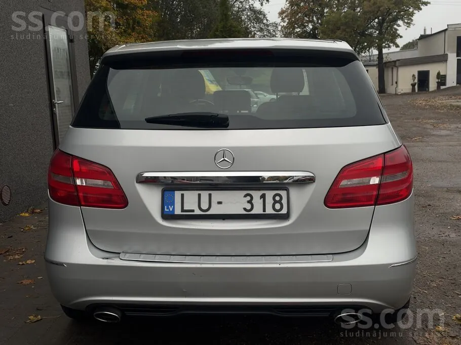 Mercedes-Benz B 220 Cdi 2014 photo 4