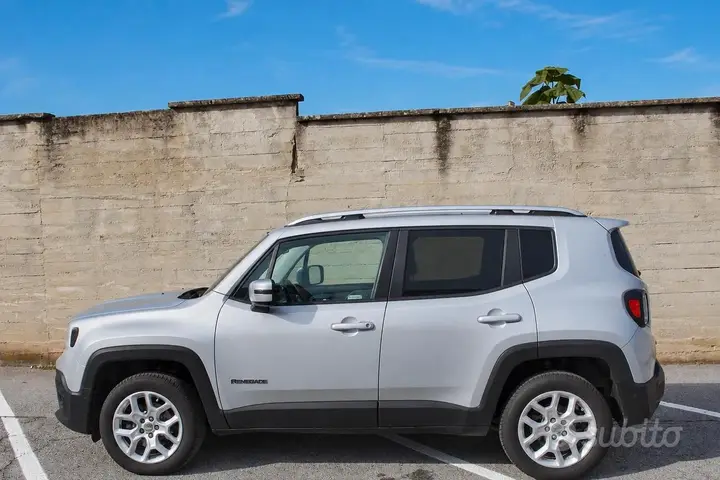 Jeep Renegade 2016 photo 3
