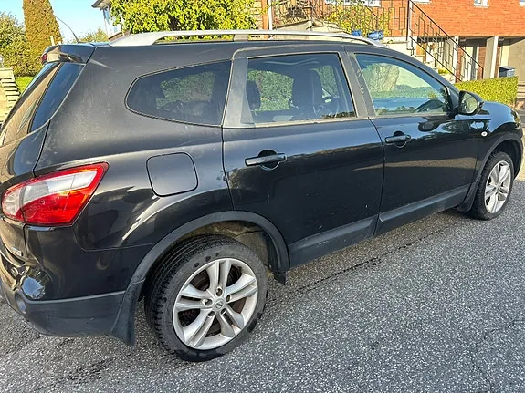 Nissan Qashqai+2 2012 photo 3