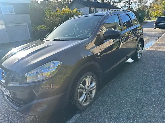 Nissan Qashqai+2 2012 photo 2