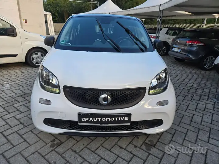 Smart Forfour 2016 photo 3