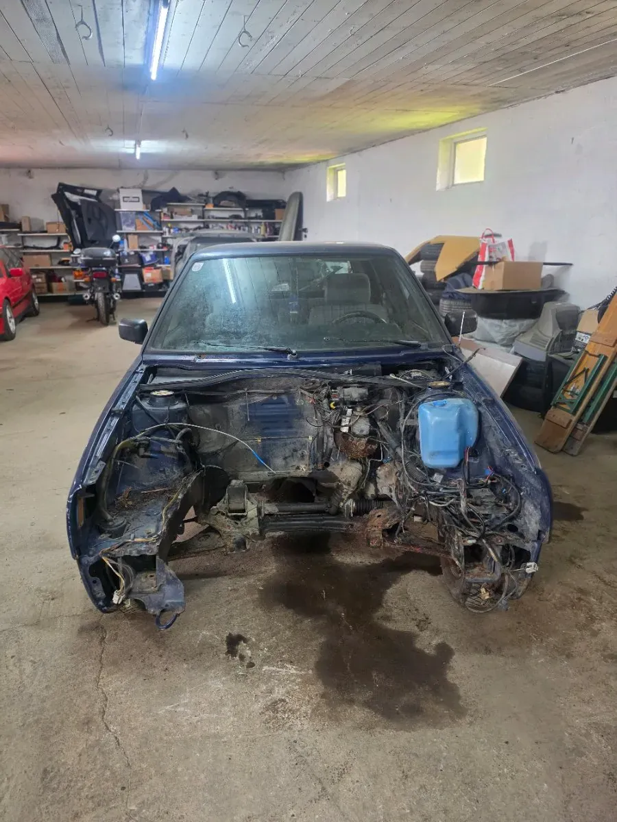 Volkswagen Golf 1992 photo 2