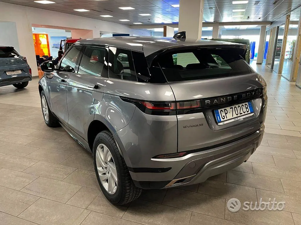 Land Rover Range Rover Evoque 2023 photo 5