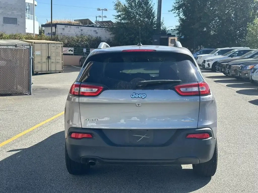 Jeep Cherokee 2015 photo 5