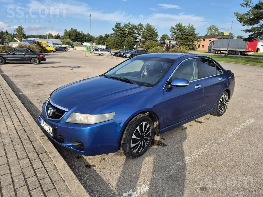 Honda Accord 2005 photo 2