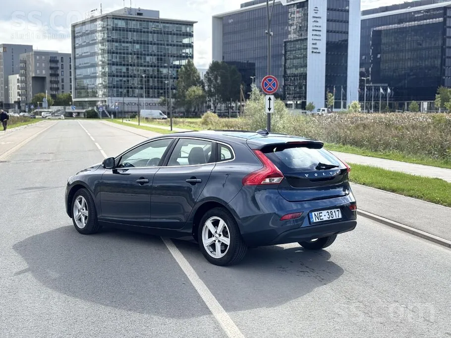 Volvo V40 2017 photo 4