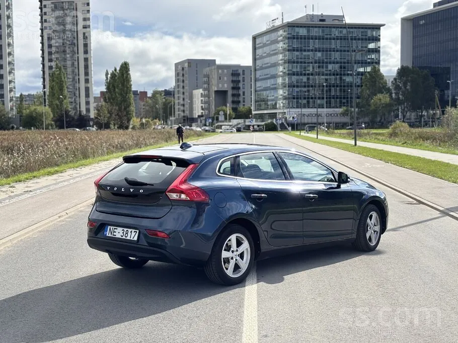 Volvo V40 2017 photo 5