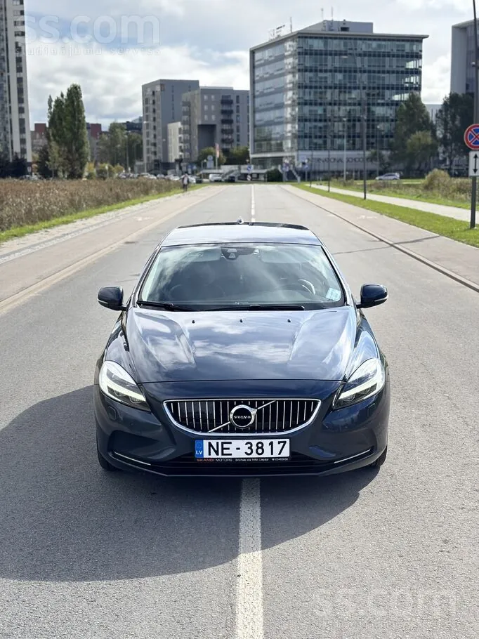 Volvo V40