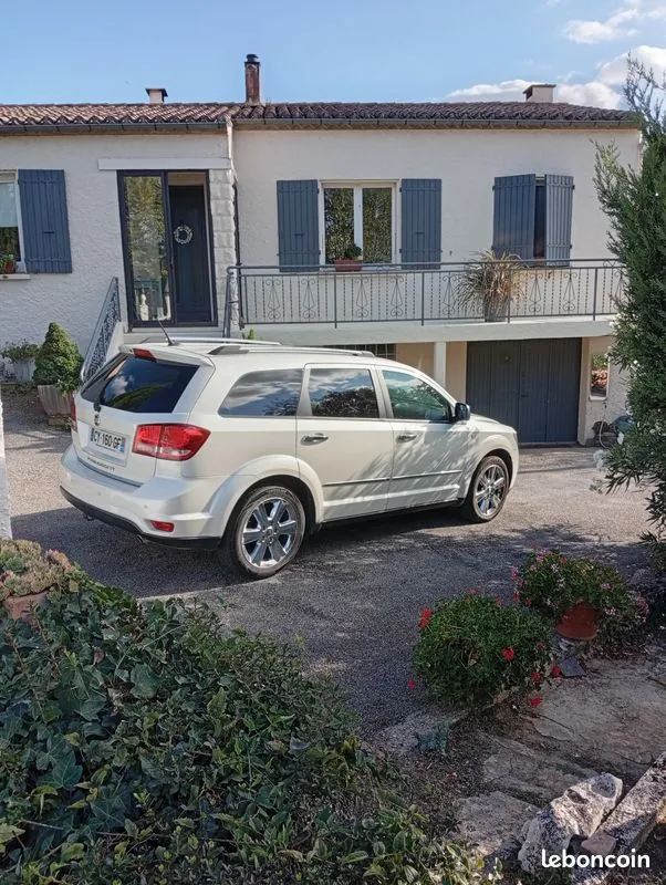 Fiat Freemont 2013 photo 2