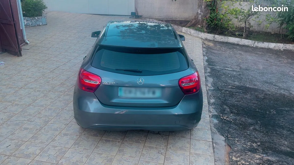 Mercedes-Benz A-Class 2016 photo 5