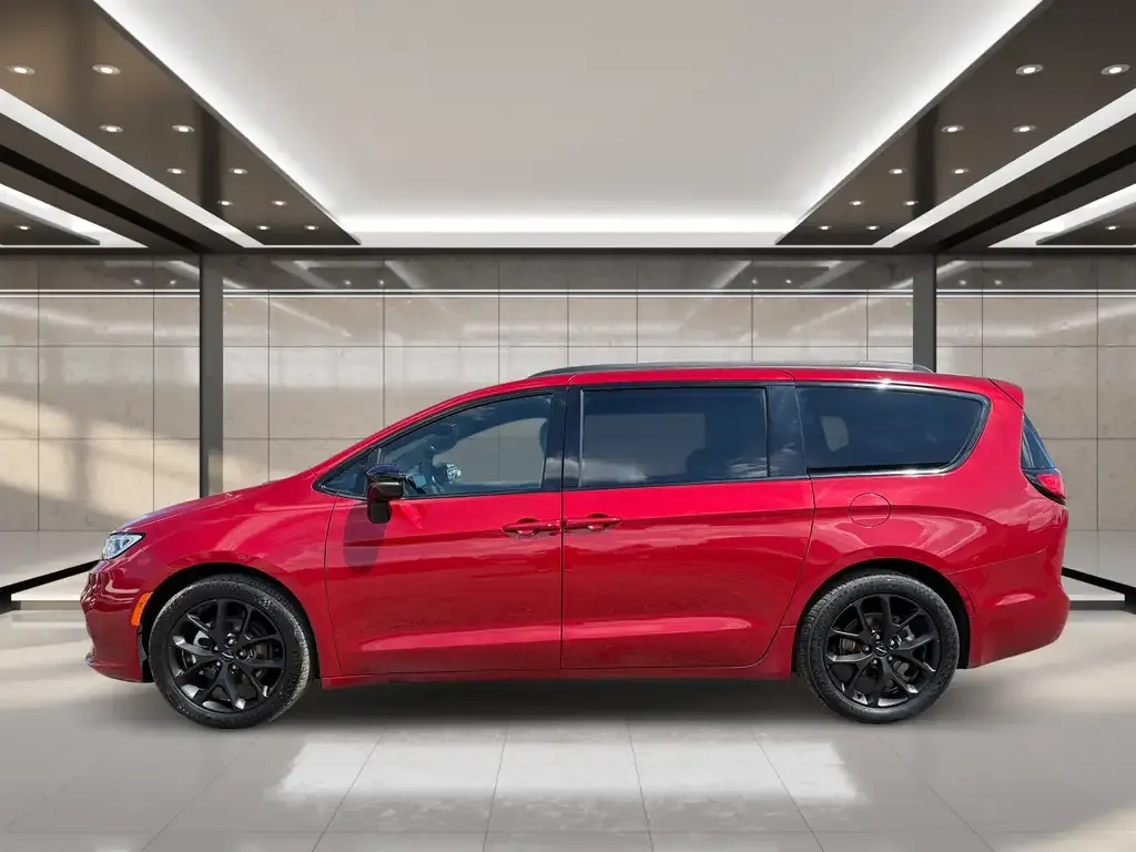 Chrysler Pacifica 2025 photo 5