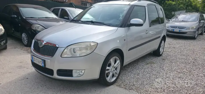 Skoda Roomster 2006 photo 2
