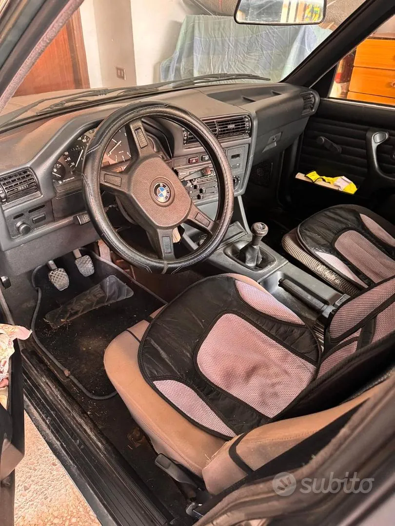 BMW 318 1985 photo 2