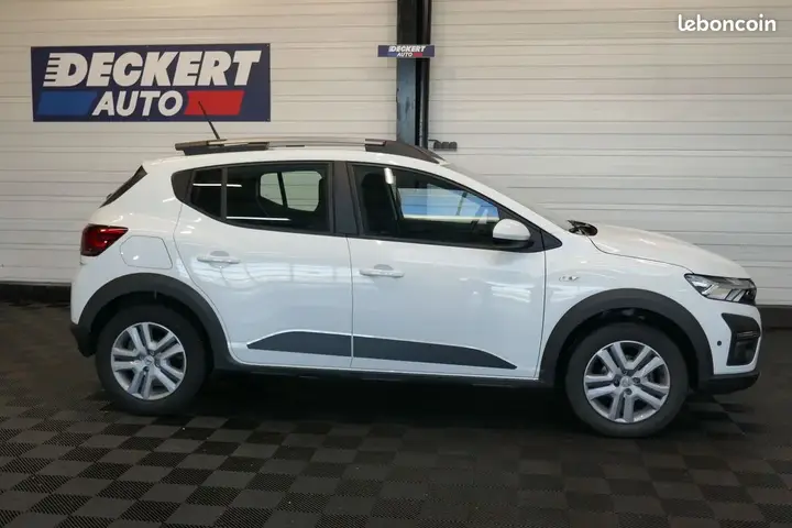 Dacia Sandero 2022 photo 3